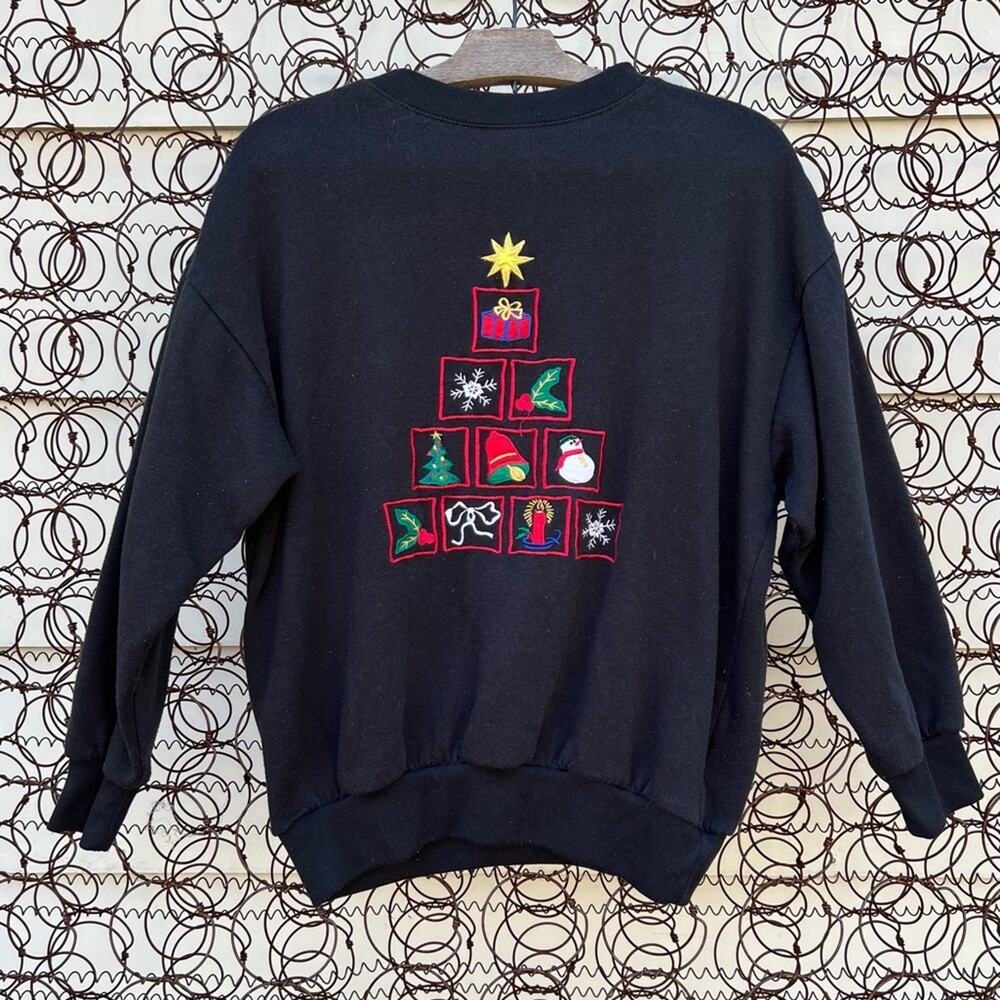 Vintage 90s nutcracker ugly Christmas Tree Presents embroidered sweatshirt SMALL